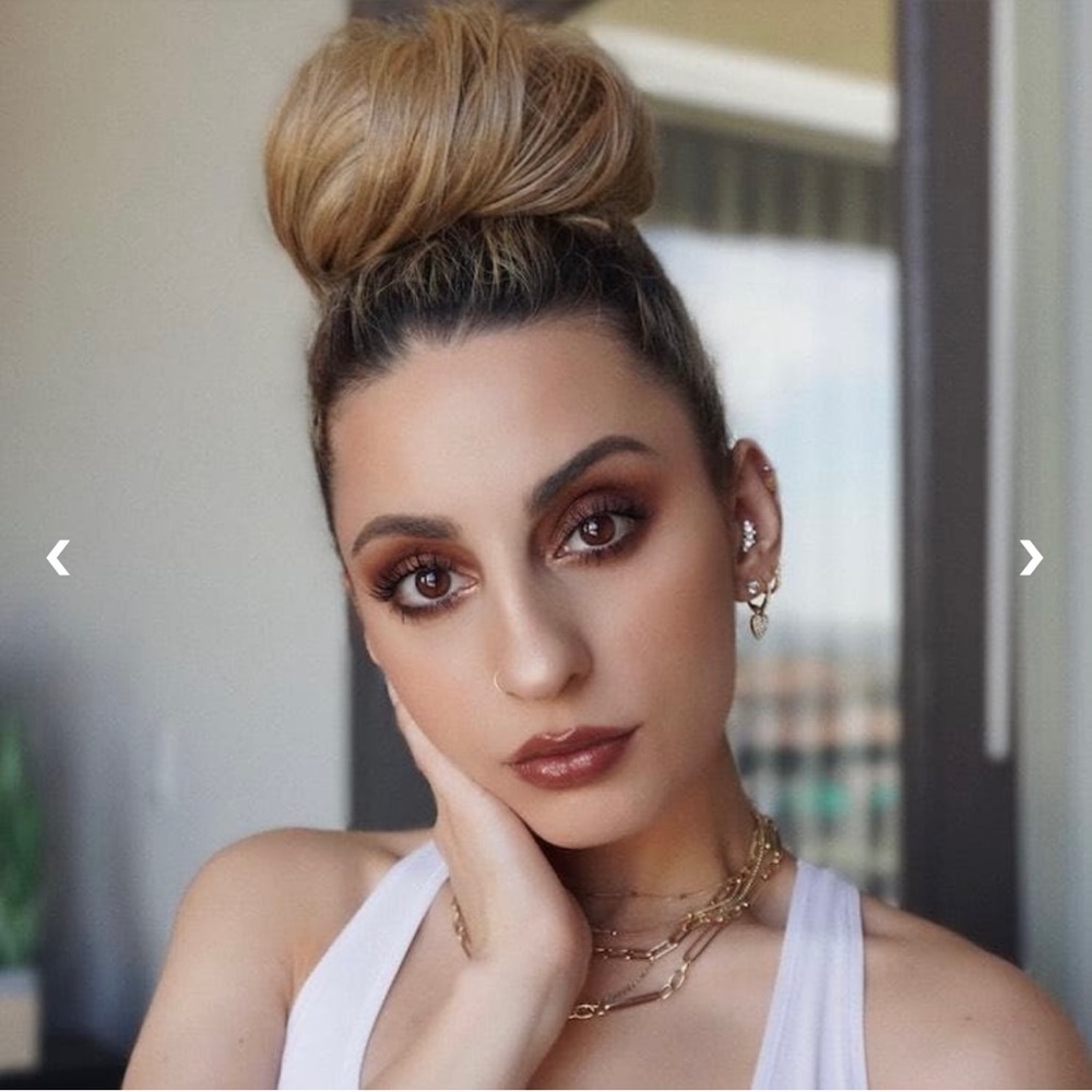 INH Sammy Bun in Honey